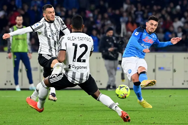 Phân tích phong độ của 2 đội trước trận đấu Napoli vs Juventus 